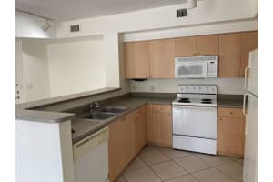 8010 N NOB HILL RD 205, Tamarac, FL 33321 - MLS#F10531059