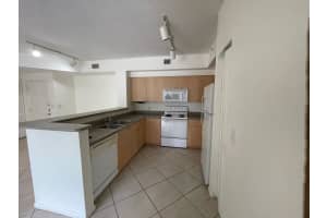 8010 N NOB HILL RD 205, Tamarac, FL 33321 - MLS#F10531059