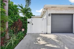 824 NE 14th Court, Fort Lauderdale, FL 33304 - MLS#F10531093