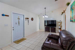 18300 SW 143rd Ct, Miami, FL 33177 - MLS#F10531099