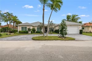 4906 N Travelers Palm Ln, Tamarac