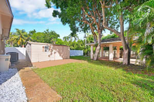 238 SW 7th St, Dania Beach, FL 33004 - MLS#F10531143