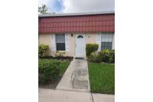 645 Marlboro Oval 645, Lake Worth, FL 33467 - MLS#F10531148