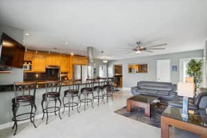 561 Bayshore Dr 1, Fort Lauderdale, FL 33304 - MLS#F10531155