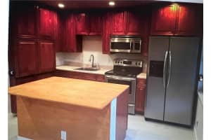 5150 NE 6th Ave 104, Fort Lauderdale, FL 33334 Sold 11/10/25