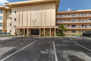 4151 NW 41st St 308, Lauderdale Lakes, FL 33319 - MLS#F10531224