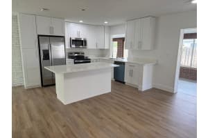 7841 Nw 46th St, Lauderhill