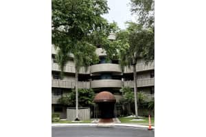 900 Colony Point Cir 121, Pembroke Pines, FL 33026 - MLS#F10531299