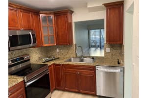 1700 NW 4th Ave, Boca Raton, FL 33432 - MLS#F10531323