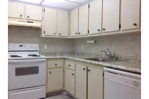 1805 Eleuthera Pt J2, Coconut Creek, FL 33066 - MLS#F10531344