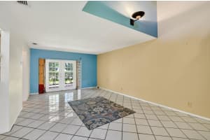 3770 NW 6th St, Deerfield Beach, FL 33442 Sold 12/05/25