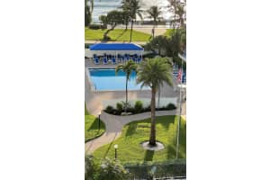 800 SE 20th AVE 203, Deerfield Beach, FL 33441 - MLS#F10531379