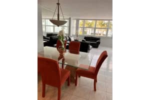 800 SE 20th AVE 203, Deerfield Beach, FL 33441 - MLS#F10531379