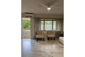 900 10th Terrace, Hallandale Beach, FL 33009 - MLS#F10531389