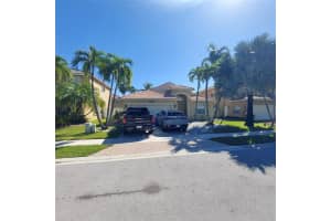 1563 SW 187th Ter, Pembroke Pines, FL 33029 - MLS#F10531394
