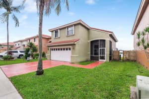 3138 W Buena Vista Dr, Margate