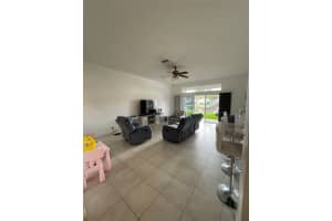 4382 Fox Ridge Dr, Weston, FL 33331 - MLS#F10531407