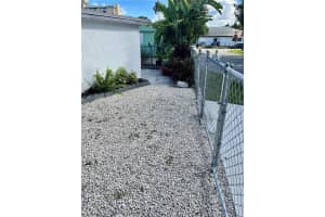 2201 NE 135th Ln, North Miami Beach, FL 33181 - MLS#F10531413