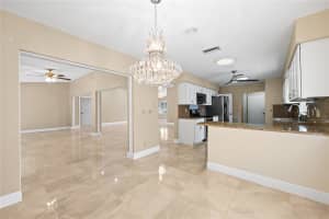 10911 Greentrail Dr, Boynton Beach, FL 33436 - MLS#F10531432