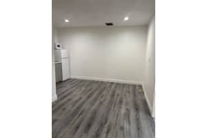 351 N 70th Ter, Hollywood, FL 33024 - MLS#F10531440