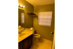 522 SE 36th Ter, Okeechobee, FL 34974 Sold 12/05/25