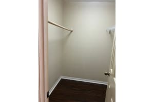 522 SE 36th Ter, Okeechobee, FL 34974 Sold 12/05/25