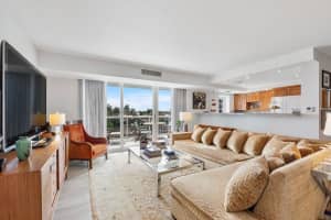 2715 N Ocean Blvd 4E, Fort Lauderdale, FL 33308 - MLS#F10531447