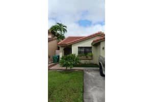 6635 173 Lane, Hialeah