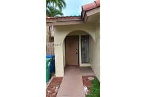 6635 173 LANE, Hialeah, FL 33015 Sold 12/01/25