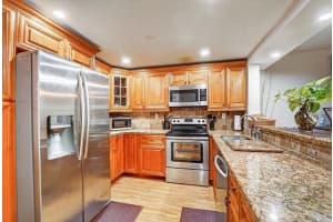 7950 W Mcnab Rd 302, Tamarac
