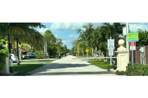 2020 Coral Reef Dr, Lauderdale By The Sea, FL 33062 - MLS#F10531456