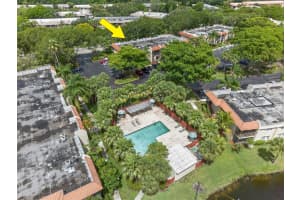 412 Lakeview Dr 202, Weston, FL 33326 - MLS#F10531459