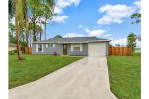 660 SW 25th St, Vero Beach, FL 32962 Sold 11/25/25