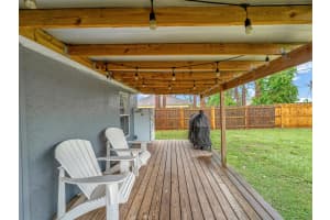 660 SW 25th St, Vero Beach, FL 32962 Sold 11/25/25