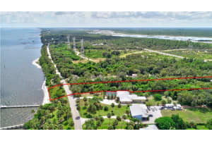 7507 Indian River Drive, Fort Pierce, FL 34982 - MLS#F10531488