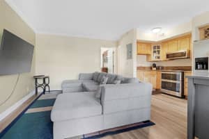 924 SE 2nd St 7, Fort Lauderdale, FL 33301 - MLS#F10531491