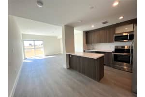 1938 Jackson St 305, Hollywood, FL 33020 - MLS#F10531508