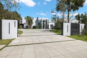 8833 Nw 70th Ct, Parkland