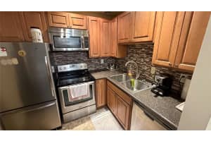 110 Cypress Club Drive, Pompano Beach, FL 33060 - MLS#F10531531