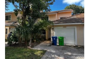 8438 NW 40 court, Sunrise, FL 33351 - MLS#F10531550