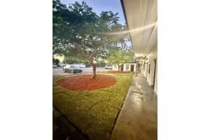 424 NW 15th Ter 3, Fort Lauderdale, FL 33311 - MLS#F10531579