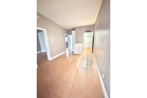 424 NW 15th Ter 3, Fort Lauderdale, FL 33311 - MLS#F10531579