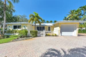 281 SW 18th Ct, Pompano Beach, FL 33060 - MLS#F10531600