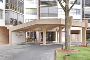 1400 Saint Charles Place, Pembroke Pines, FL 33026 - MLS#F10531606