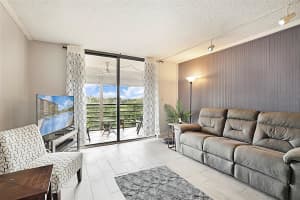 1400 Saint Charles Place, Pembroke Pines, FL 33026 - MLS#F10531606