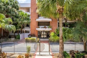 2300 Diana 203, Hallandale Beach, FL 33009 - MLS#F10531633