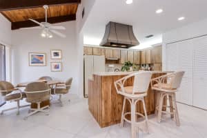 450 Briarwood Circle, Hollywood, FL 33024 - MLS#F10531636