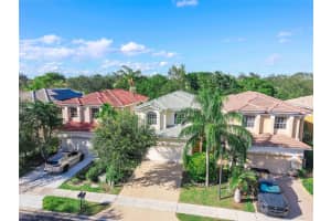 10249 NW 7th St, Coral Springs, FL 33071 - MLS#F10531647