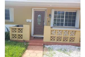 19720 NE 10th Ct, Miami, FL 33179 - MLS#F10531648