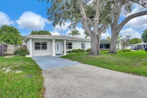 261 NE 45th St, Oakland Park, FL 33334 - MLS#F10531669
